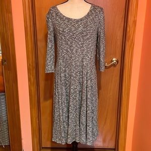 Salt & pepper 3‎ quarter sleeve length dress